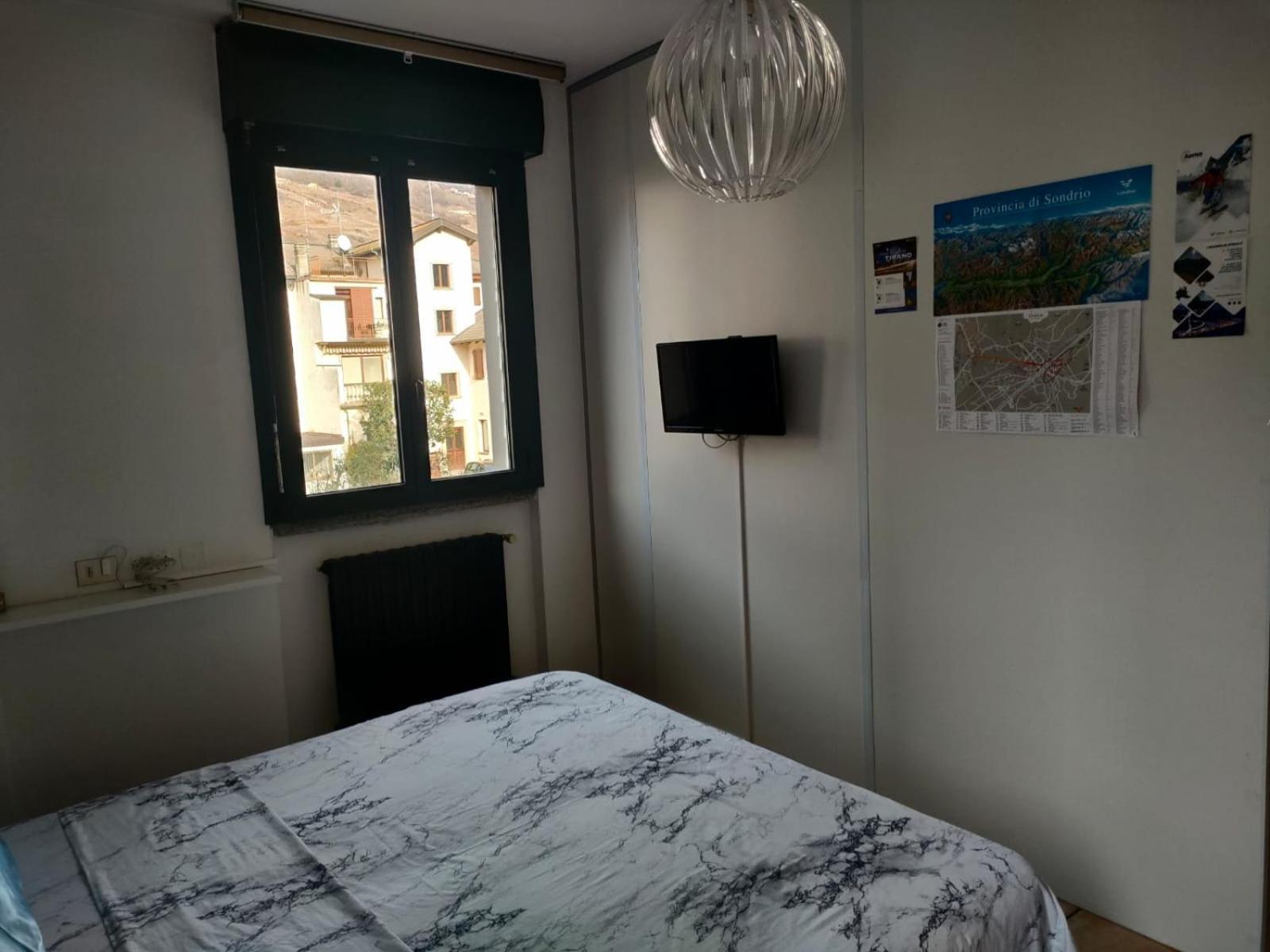 Bernina Station Center Apartment - Tirano Exterior foto